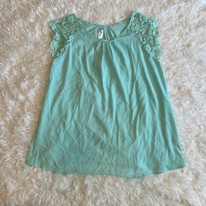 NWT Perfectly Priscilla Cool Vibes Lace Top